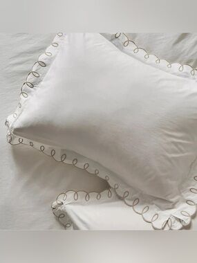 New set of 2 Anthropologie looped embroidered pillow cases neutral beige white